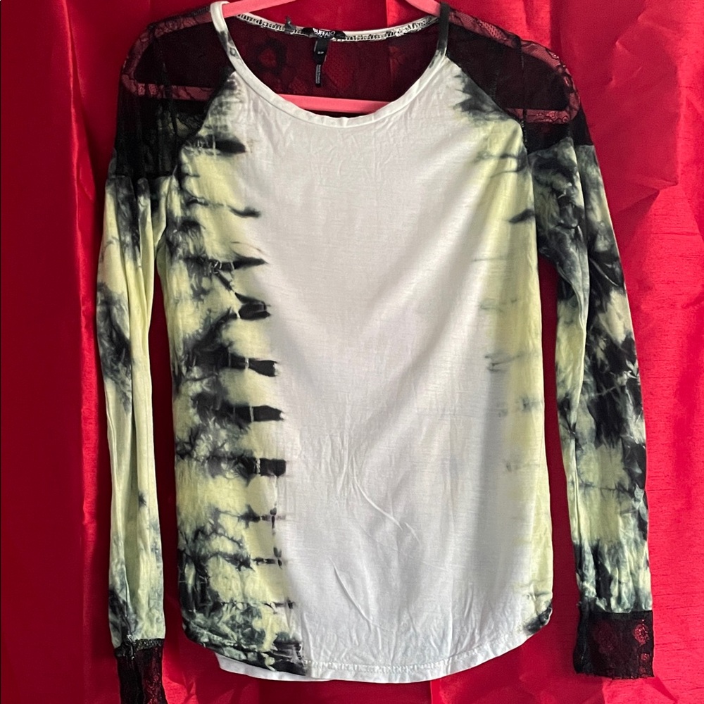 Buffalo David Bitton Black and White Tie-Dye Long Sleeve Top